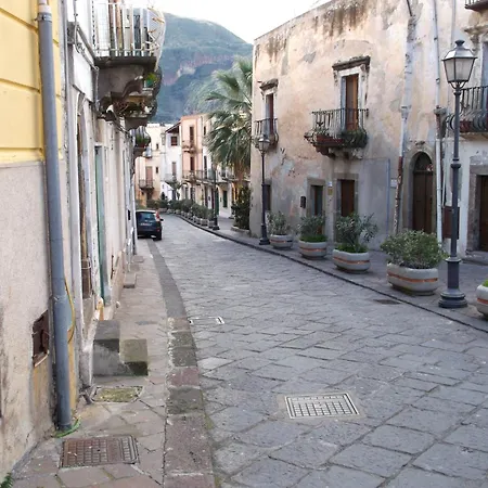 Holiday home Centrostoricolipari Lipari (Isola Lipari)