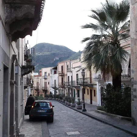 Holiday home Centrostoricolipari Lipari (Isola Lipari)