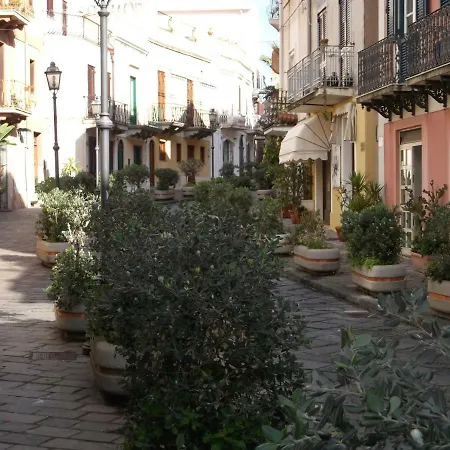 Centrostoricolipari Holiday home