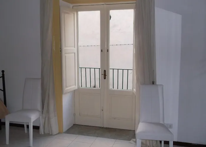 Via Giuseppe Garibaldi 115