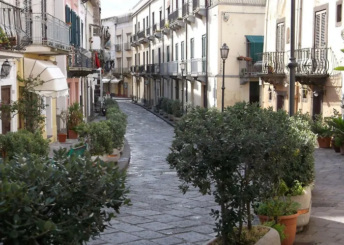 Nyaraló Centrostoricolipari