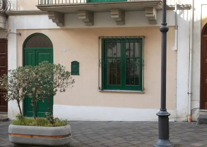 Via Giuseppe Garibaldi 115