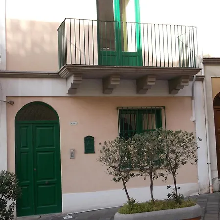 Via Giuseppe Garibaldi 115 Città di Lipari